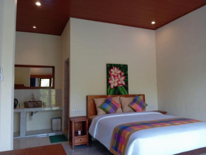 Meme Lan Bape Guest House
